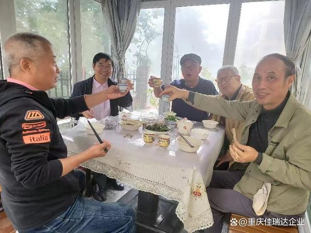 业主邻里盛宴香，情满幸运飞行艇168体彩官网现场开奖直播(中国)官方网站:（作者：邹邹）